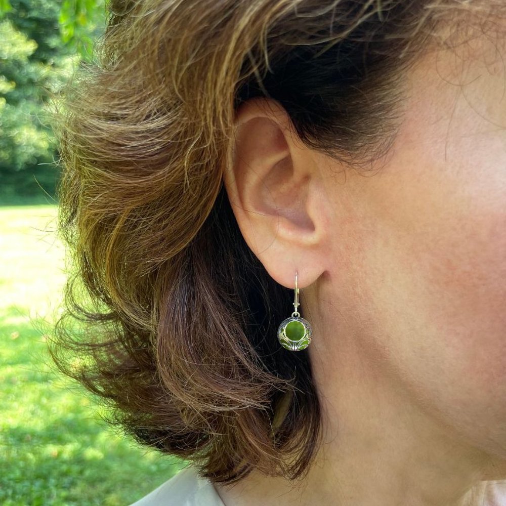 Recycled Early 1900's Olive Green Wine Bottle Vintage Lace Lever Back Earrings - Picture 2 of 3